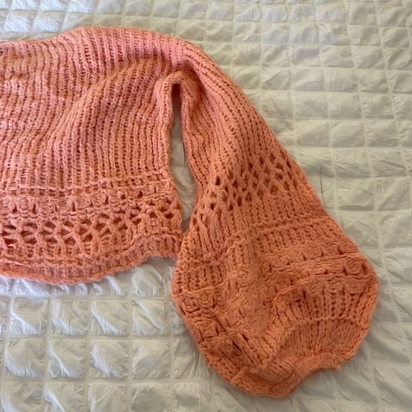 Free People Alpaca boho crochet coral crop sweater - Picture 7 of 9